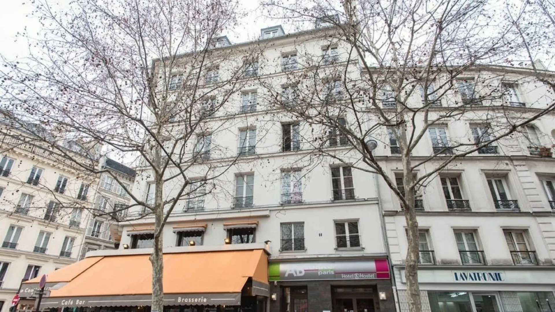 **  Absolute Hotel Paris Republique France